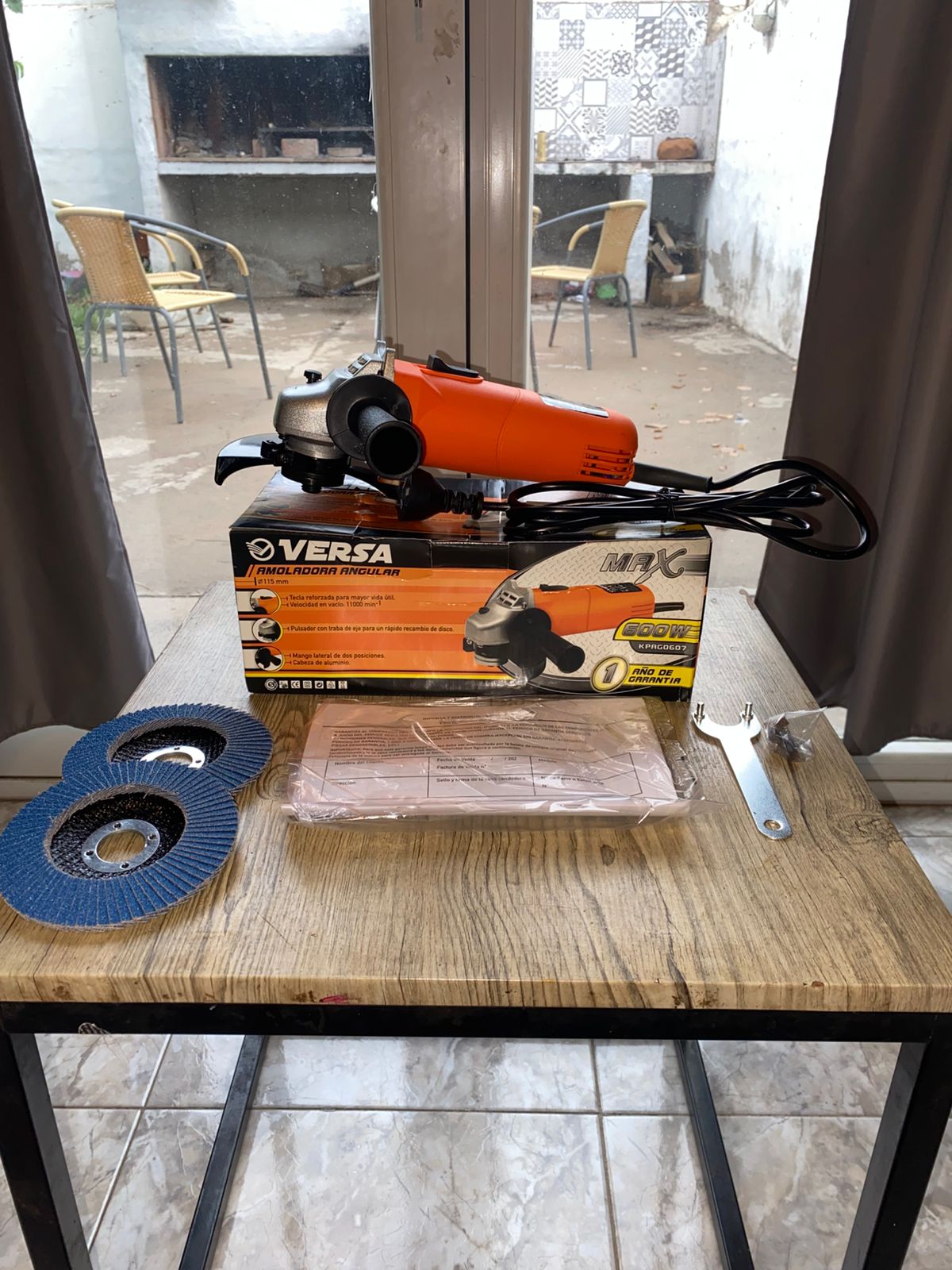 Amoladora Angular VERSA 600W